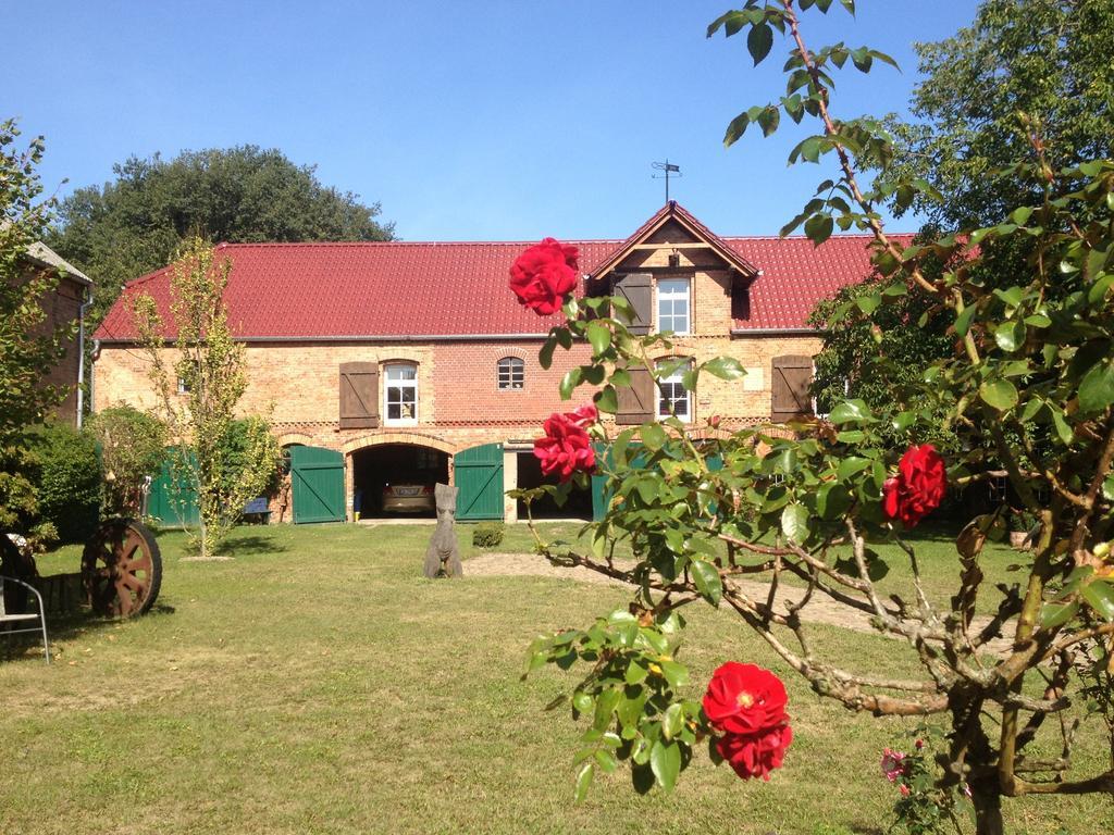Pension Kunsthof Dahrenstedt Dış mekan fotoğraf